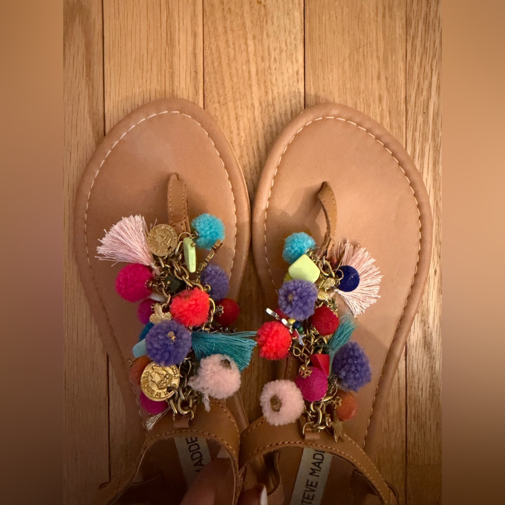 Steve Madden Tan Sandals with Multicolor Pom Poms - Picture 3 of 3